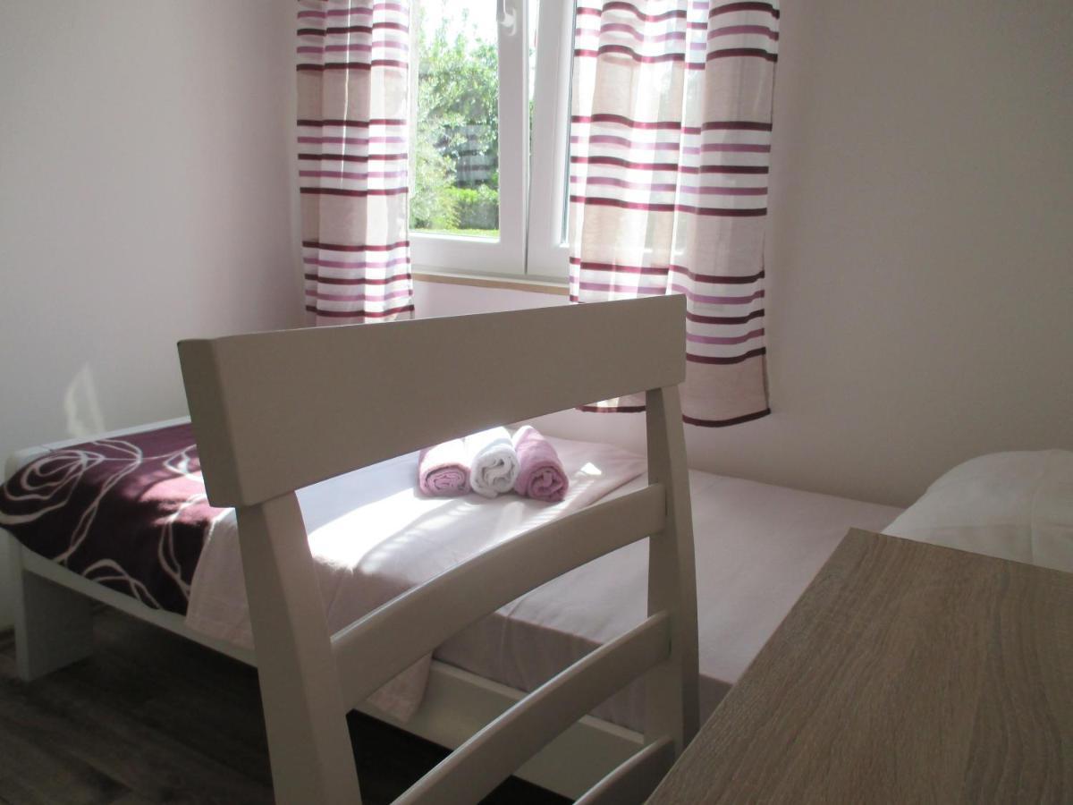 Apartment Near Center,Beach,Bus +Free Parking Zadar Ngoại thất bức ảnh
