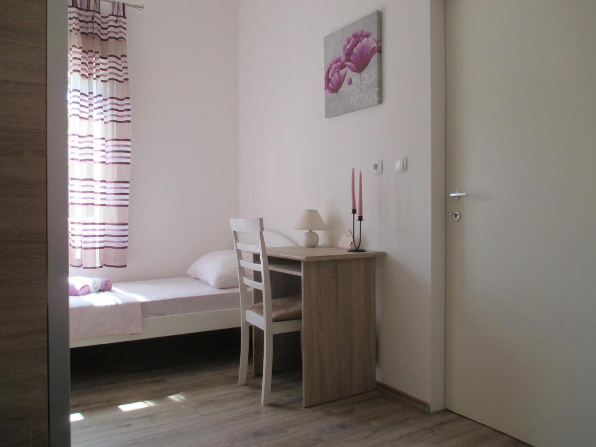 Apartment Near Center,Beach,Bus +Free Parking Zadar Ngoại thất bức ảnh